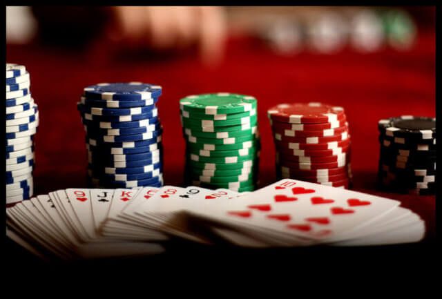  tips to host poker nights