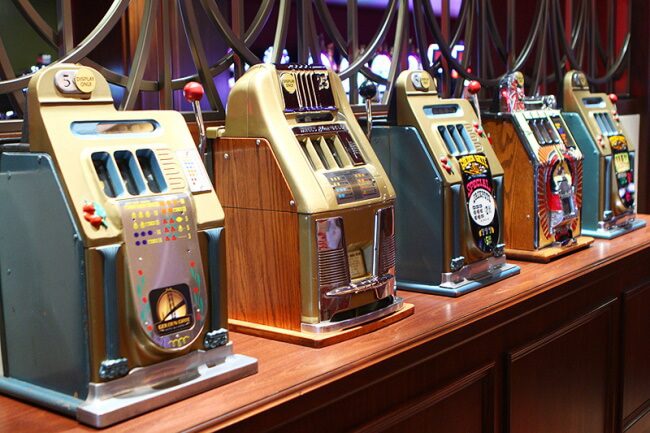 slot machine of early days